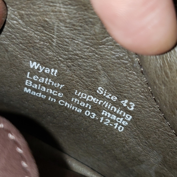 Dansko Wyatt Casual Oxfords Size 10(43). - Picture 13 of 14